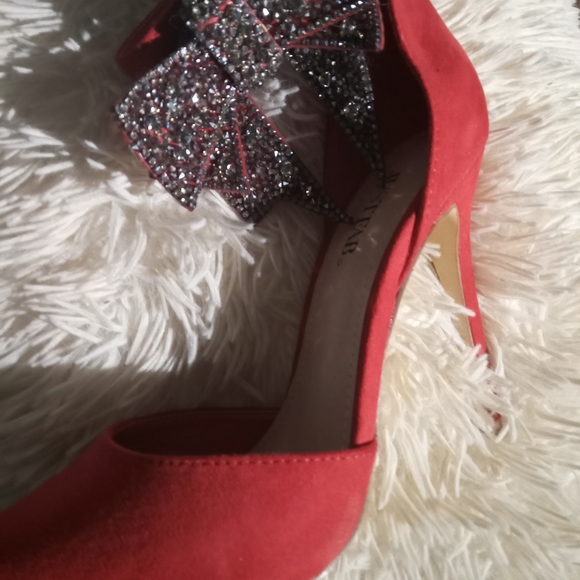 Heels - Picture 4 of 11